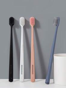 这款优质便携式独立包装的日常必备牙刷，采用柔软刷毛，适合家庭使用。这款超软牙刷专为敏感牙齿设计。超细刷毛可深入清洁牙缝和敏感牙龈，消除牙菌斑引起的口臭，保持口气清新。