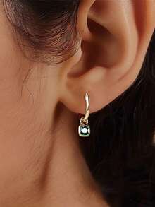 BALMORA 一对925纯银复古优雅几何方形绿色吊坠耳环，适合女性日常佩戴，也可作为友谊派对配饰或礼物。