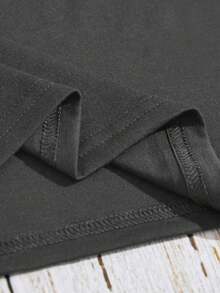 تي شيرت نسائي كاجوال بياقة دائرية وأكمام قصيرة، بطبعة شمسية لأجواء الصيف والشاطئ