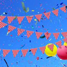 5 Pieces, Paper Red And White Checkered Pennant Banner Triangle Red And White Banner For Picnic BBQ Birthday Christmas Party Decoration Supplies