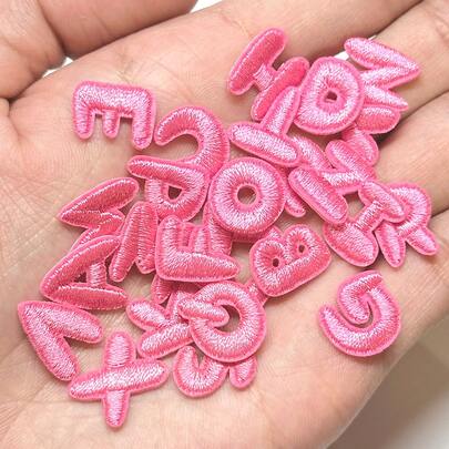 26 件/包粉色刺绣熨烫迷你字母补丁，适合女孩名字、彩色背包、服装、装饰配件、礼物