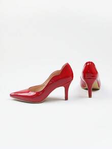 Zapatos de mujer tipo zapatilla con tacón delgado y de altura media con acabado en recubierto y de abertura ondulada, de diseño elegante, cómodos y sofisticados, ideales para uso diario para oficina, eventos formales o casuales, fiestas elegantes, cenas, bodas, graduaciones, ofreciendo un toque de estilo y glamour que resaltan la sofisticación en el calzado femenino. - Rojo - Ver 4