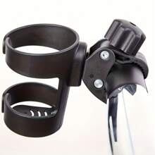 Soporte giratorio para botellas de material PP resistente, en color negro, para bicicletas y motocicletas. Diseño versátil y flexible con tapa de fácil acceso, ideal para uso al aire libre y de viaje. Accesorios de viaje | Soporte de botella elegante | Soporte de plástico resistente