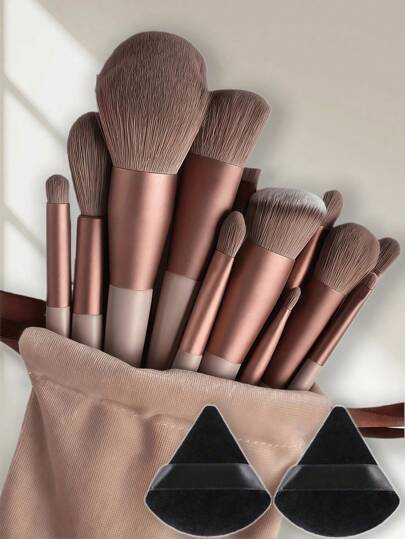 15 Piezas Juego de Brochas de Maquillaje, Incluyendo 2 Piezas Esponja de Polvo en Forma de Triángulo Negro, Suave y Adhesiva, Con 13 Piezas Juego de Brochas de Maquillaje, Colorete, Lápiz Labial Líquido, Tinte, Bálsamo Labial, Corrector, Algo Bolígrafo, Alfombra de Maquillaje, Base de Maquillaje, Primer, Maquillaje de Marca, Polvo, Iluminador, Contorno, Liter, Ishdo, Fijador de Maquillaje, Prematuro, Maquillaje Original, Sombra de Ojos, Rubor, Alma, Maquillaje Coreano, Regalos para Niñas, Regalos para Mujeres, Distribución de Regalos