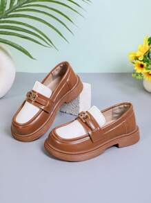 Kinderschuhe aus Leder, neue Mädchen Soft-Sole Patchwork Englischer Stil Prinzessinnenschuhe für Frühling/Herbst, weiche Sohle rutschfeste Slip-On Ballerinas