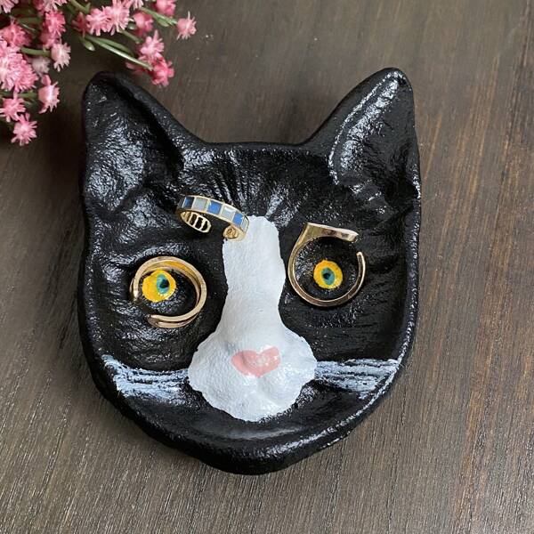 Retro Painted Cast Iron Jewelry Tray, Cute Cat Ear Stud & Ring Organizer Tray, Suitable For Placement On Vanity Or Nightstand For Women Storage Organizer Travel Essentials Gift Back To School