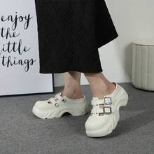 2025年新品 防滑坡跟凉鞋 学院风搭扣设计