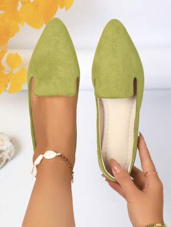 女士加大码 3.5-4.5 美国尺码黑金线尖头平底一脚蹬鞋，适合春、夏、秋季，时尚休闲日常穿着，舒适、透气、百搭，软底乐福鞋，不对称图案帆布鞋适合宽脚，由于面料批次差异可能导致轻微颜色变化，请订购大一码