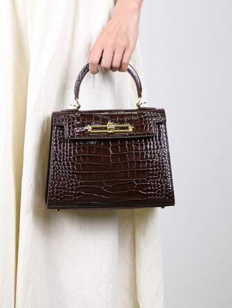 2025年高级凯莉夏季新款时尚女包，咖啡色鳄鱼压纹铂金包，适合OL通勤和百搭办公室使用，小巧结构化方包，百搭单肩斜挎包