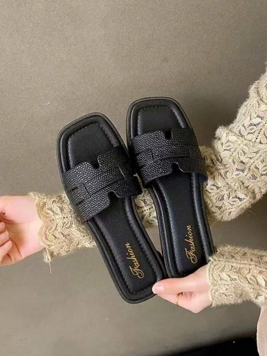 1 pereche de papuci plat cu curele pătrate pentru femei, îmbrăcăminte elegantă pentru casă, în aer liber, cu talpă moale, sandale de plajă anti-alunecare - Negru - Vizualizare 1