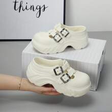 2025年新品 防滑坡跟凉鞋 学院风搭扣设计