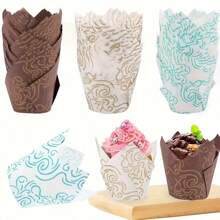 50 pièces de caissettes à cupcakes décoratives avec imprimé tulipe, caissettes de cuisson anti-huile avec des motifs floraux élégants, convenant pour les mariages, anniversaires, Halloween, Noël, baby showers, avec une variété de couleurs et de designs