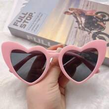 1/4 confezione di occhiali vintage alla moda a forma di cuore per donne, occhiali per feste, lenti a forma di occhio di gatto alla moda per addio al nubilato, matrimonio, regalo di matrimonio, accessorio di moda, San Valentino, matrimonio di San Valentino, anniversario