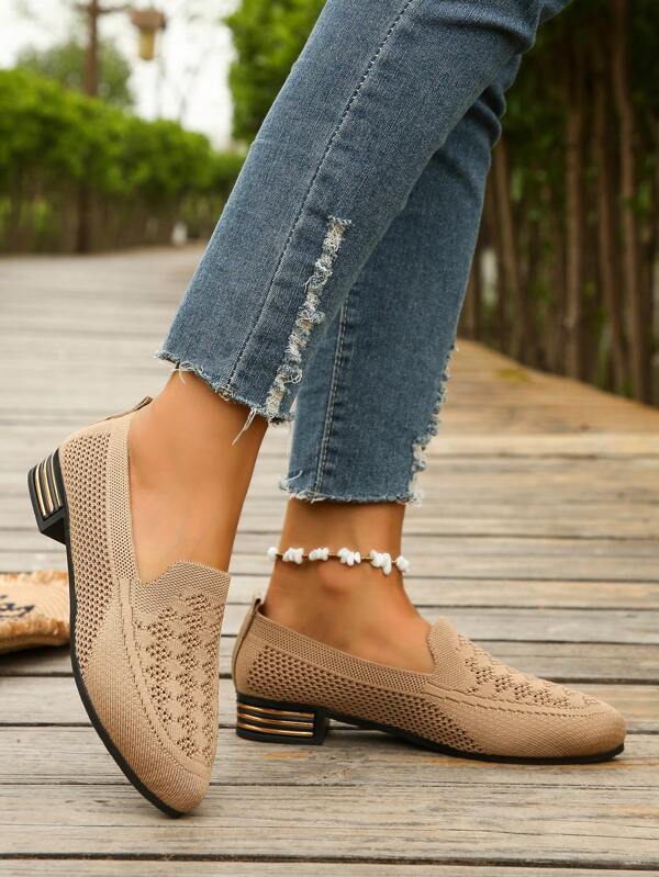 2025 New Cross-Border Plus Size Women High Heel Shoes, Woven Fabric Comfortable Non-Damaging Feet, Bohemian Fashion Hollow-Out Breathable Lightweight Outdoor Versatile Slip-On Low Heel Pointed Toe Flats