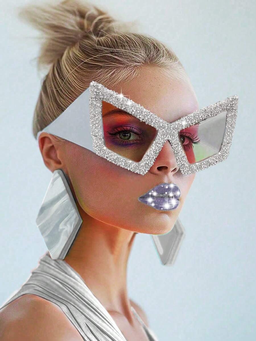 1副超大猫眼水钻装饰眼镜，Y2K夸张前卫嘻哈风格，百搭时尚女镜，适合日常佩戴、街头风、度假、海滩派对等场合。