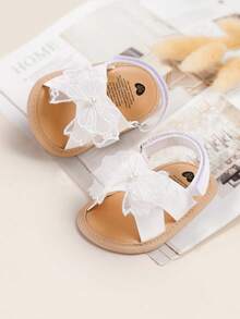 婴儿女童夏季凉鞋，带花朵蝴蝶结软底婚纱平底鞋，新生儿学步鞋，婴儿床礼服鞋 - 白色 - 查看 11
