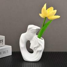 1PC,Creative Vase In The Shape Of A Human Face. Artistic Couple - Shaped Vases In Black, White, And Gold. Vases With Couple Silhouettes. Table Sculpture Vases For Weddings. Decorations For The Dessert Area, Offering Greater Ornamental Value.