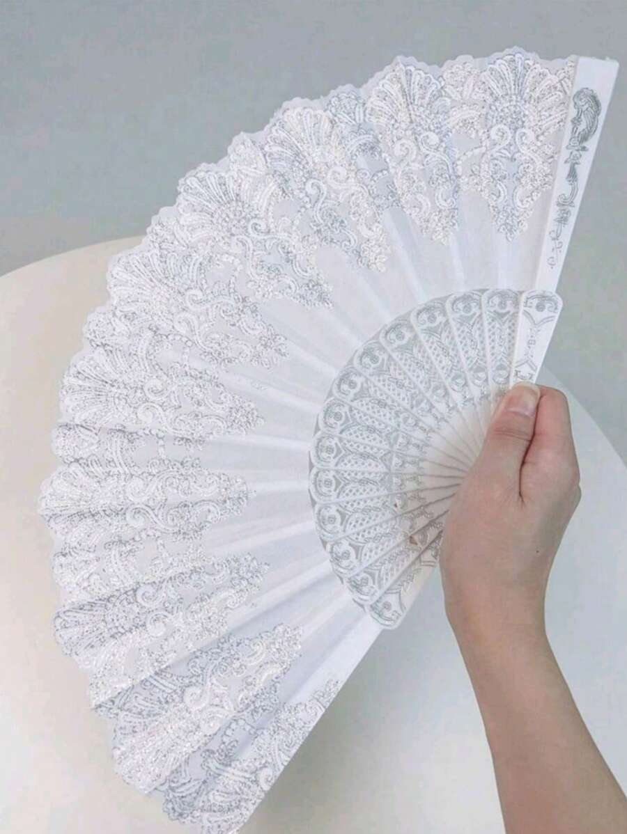Ventaglio bianco da donna con fiori d'argento, ventaglio pieghevole di moda per la danza