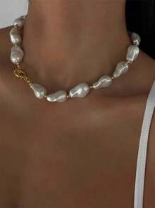 1pc Vintage Classic Asymmetrical Baroque Pearl OT Clasp Necklace