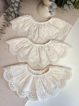 1 st Baby flickor mjuk och absorberande haklapp med tjock gasväv med justerbar snäpplås, elegant prinsessstil, lämplig för vardagsbruk och helgdagar