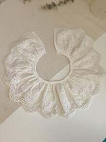 1pc Baby Girls' Soft & Absorbent Thick Gauze Bib With Adjustable Snap Closure, Elegant Princess Style, Suitable For Everyday Wear And Holidays