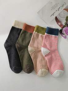 4 Pairs Men's Versatile Comfortable Fashionable Colorful Rainbow Striped Mid-Calf Socks - Multicolor - View 2