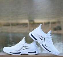 Zapatillas deportivas informales, nuevas para el verano, tenis transpirables para hombres, zapatos de malla con suela suave, zapatos deportivos duraderos y versátiles para hombres