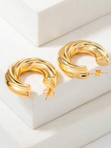 1 Pair Minimalist Stainless Steel Hoop Earrings, Women's Ins-Style Gold Metal Round Earrings, Vintage Girl Party Jewelry Gift, Asymmetric Twisted Circle Accessories, Wholesale - Yellow Gold - View 11