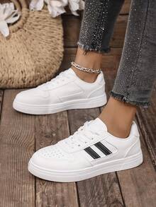 Women's Spring/Autumn Luxury Casual Sneakers, Fashion Comfortable Slip-On Trainers - Black and White - View 6