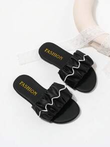 2025 Summer New Fashion Leisure Flat Round Toe Leaky Toe Fold Seaside Beach Anti-Slip Wear-Resistant Girls Slippers