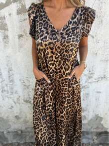 Elegant Leopard Print Small V-Neck Pleated Pocket Back-Revealing Dress