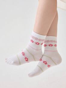 5 Pairs Flower, Stripe & Letter Print Breathable Mesh Mid-Calf Socks For Girls, Versatile To Wear For Spring & Summer