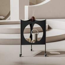 1 pièce de table d'appoint latérale de canapé de conception minimaliste premium avec un design à facettes multiples ajouré, un rangement pratique, des compartiments sur deux niveaux, des roulettes pivotantes verrouillables, léger et économe en espace, convient pour le rangement, la décoration, la table de chevet, la table à thé, l'échantillonnage d'hôtel, dans un style scandinave