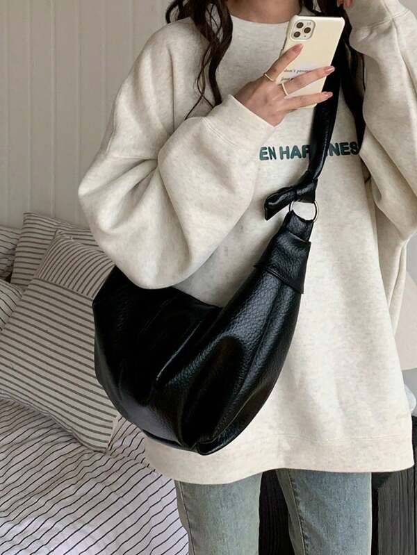 Large-Capacity Retro Soft Leather Pleated Crescent Bag, Featuring A Laid-Back Style, Casual And Versatile, Perfect For Commuting As A Shoulder Or Crossbody Bag.