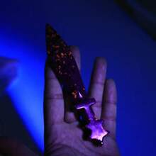 Random 1PC High Quality Star Knife Carving, Amazing Gift For Home Decoration.