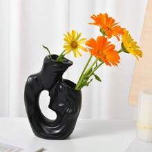 1PC,Creative Vase In The Shape Of A Human Face. Artistic Couple - Shaped Vases In Black, White, And Gold. Vases With Couple Silhouettes. Table Sculpture Vases For Weddings. Decorations For The Dessert Area, Offering Greater Ornamental Value.