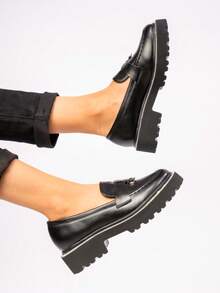 Fashion Versatile Casual Crystal Embellished Chunky Sole Loafers - Black PU - View 4