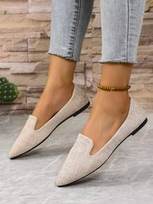 Women's Breathable Hollow Out Casual Flat Loafers, Comfortable Slip-On Style, Suitable For Spring, Summer, Fall. Oversized 35-45 EU Size, Asymmetrical Pattern, Fabric May Vary Slightly In Color. Recommend Sizing Up 1 Size For Wide Or Swollen Feet.