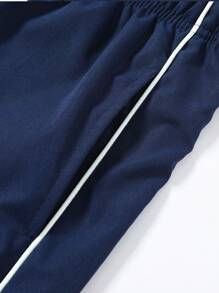 Pantaloni casual leggeri da uomo a gamba dritta con righe, abbigliamento sportivo alla moda, adatti per l'estate e il ritorno a scuola