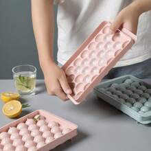 Molde de cubitos de hielo redondos con tapa, molde para hacer bolas de hielo para congelador con recipiente mini circular, kit para hacer cubitos de hielo, 33 piezas para enfriar cócteles, whisky, té, café