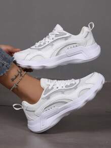 Women's White Fashion Minimalist Sports Shoes, Thick Sole Lightweight & Comfortable Outdoor Casual Lace-Up Low-Top Breathable Running Shoes