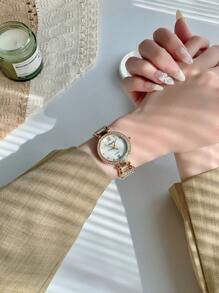 1pc Women Round Elegant Glamorous Quartz Watch, Versatile For Daily Wear Or Gatherings Halloween, Gifts