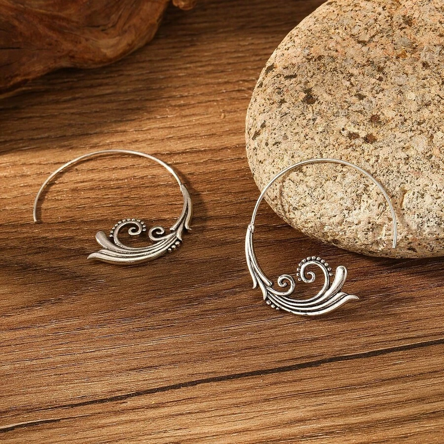 1 Pair Creative Fashion Cloud Wave Design Earrings - Silver - View 1
