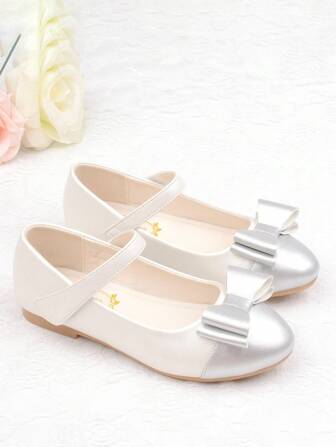 Zapatos de princesa con lazo para niñas, zapatos planos de suela blanda para niñas pequeñas y bebés, en color plata para primavera y otoño