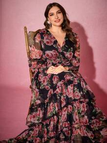 Abito lungo ed elegante da donna taglie forti, con scollo a V incrociato, maniche a lanterna e stampa casuale di fiori
