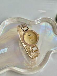 1pc Women Round Elegant Glamorous Quartz Watch, Versatile For Daily Wear Or Gatherings Halloween, Gifts