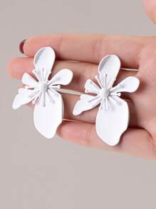 1 Pair White Floral Stud Earrings, Romantic Boho Style, Suitable For Women's Daily Wear, Spring/Summer