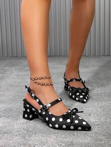 Jesień/zima 2025 Damskie sandały na grubym obcasie z okrągłym paskiem w groszki i metalową klamrą, modne pantofle, zakryte palce, zdobione kokardą, wygodne, eleganckie, damskie czółenka, eleganckie - Czarne i Białe - Zobacz 4