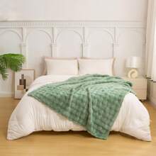 Luxury Reversible 3D Jacquard Fleece Throw Blanket, 100% Polyester, Soft Cozy Warm Plush, Contemporary Style, All Seasons, 250-300gsm, No Print, Woven Craftsmanship, Ideal For Couch & Bed Decor