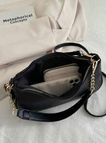 One Piece Of Solid-Color PU Leather Fashionable Underarm Bag. It Is A Simple And Stylish Large-Capacity Shoulder Bag, A Business-Commuting Crossbody Bag, And A Small Hand-Carried Bag For Daily Office Use. Suitable For Girls, Female College Students, Newbies And White-Collar Workers. It Is Very Suitable For Offices, Universities, Work, Business, Commuting, Outdoor Activities, Traveling And Outings.